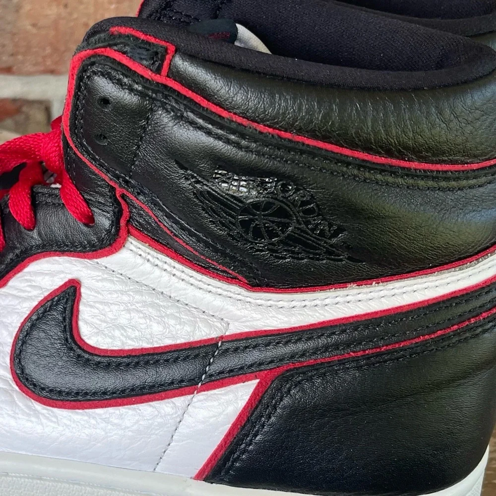 Nike Jordan 1 Retro High ‘Bloodline’‎ size 9.5 sb4